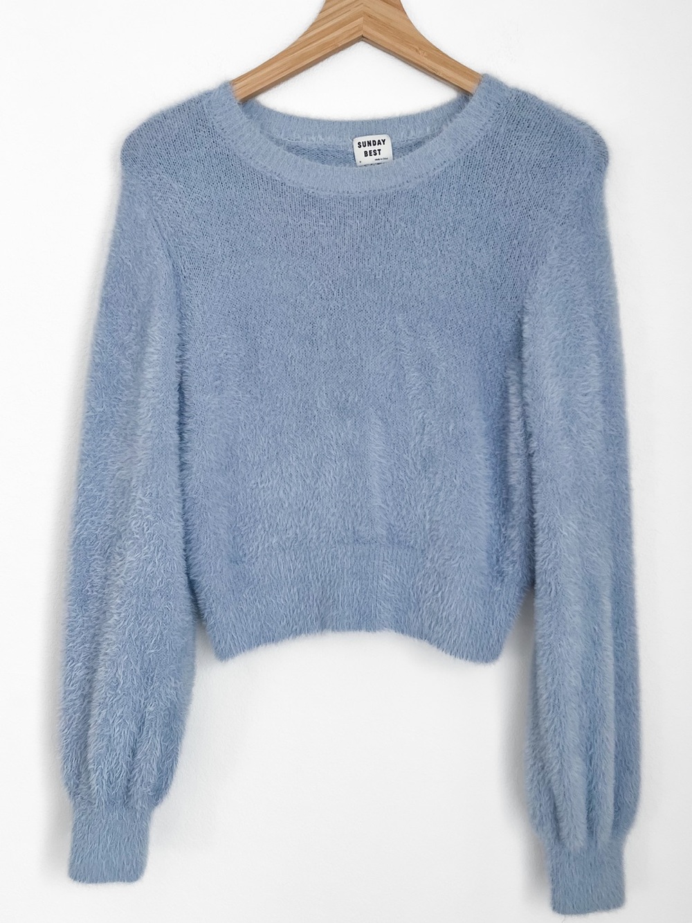 Aritzia Sunday Best Kitten Sweater Blue Fuzzy V Neck Pullover Medium